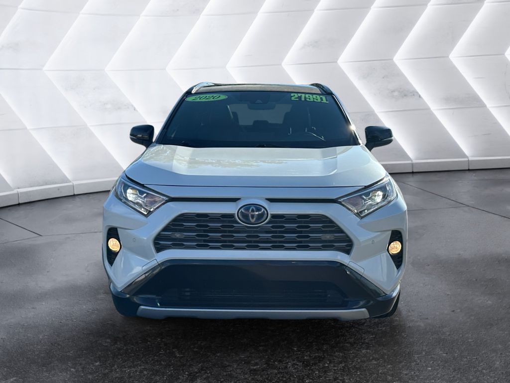 2020 Toyota RAV4 Hybrid XSE photo 2
