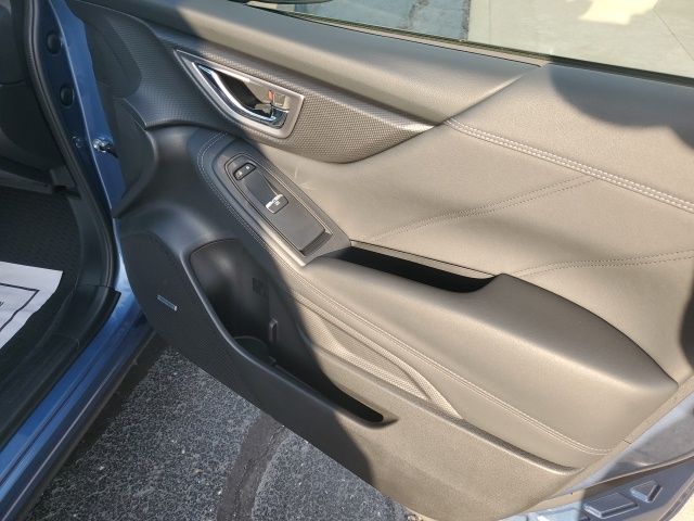 2020 Subaru Forester Touring photo 12