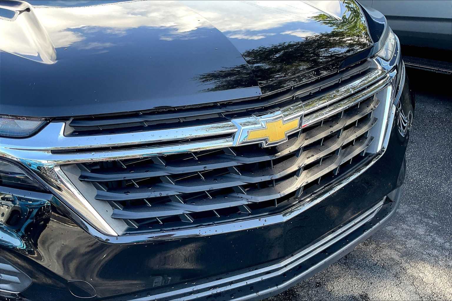 2023 Chevrolet Equinox LS photo 28
