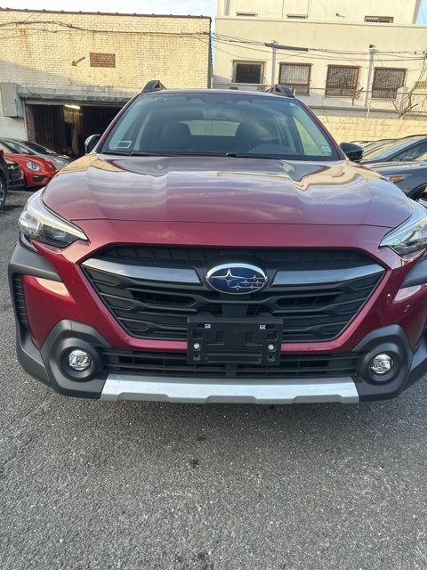 2023 Subaru Outback Limited's photo