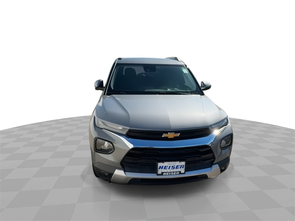 2023 Chevrolet Trailblazer LT photo 3