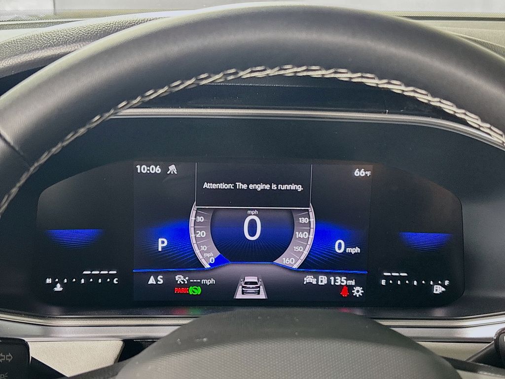 2025 Volkswagen Taos SE photo 10