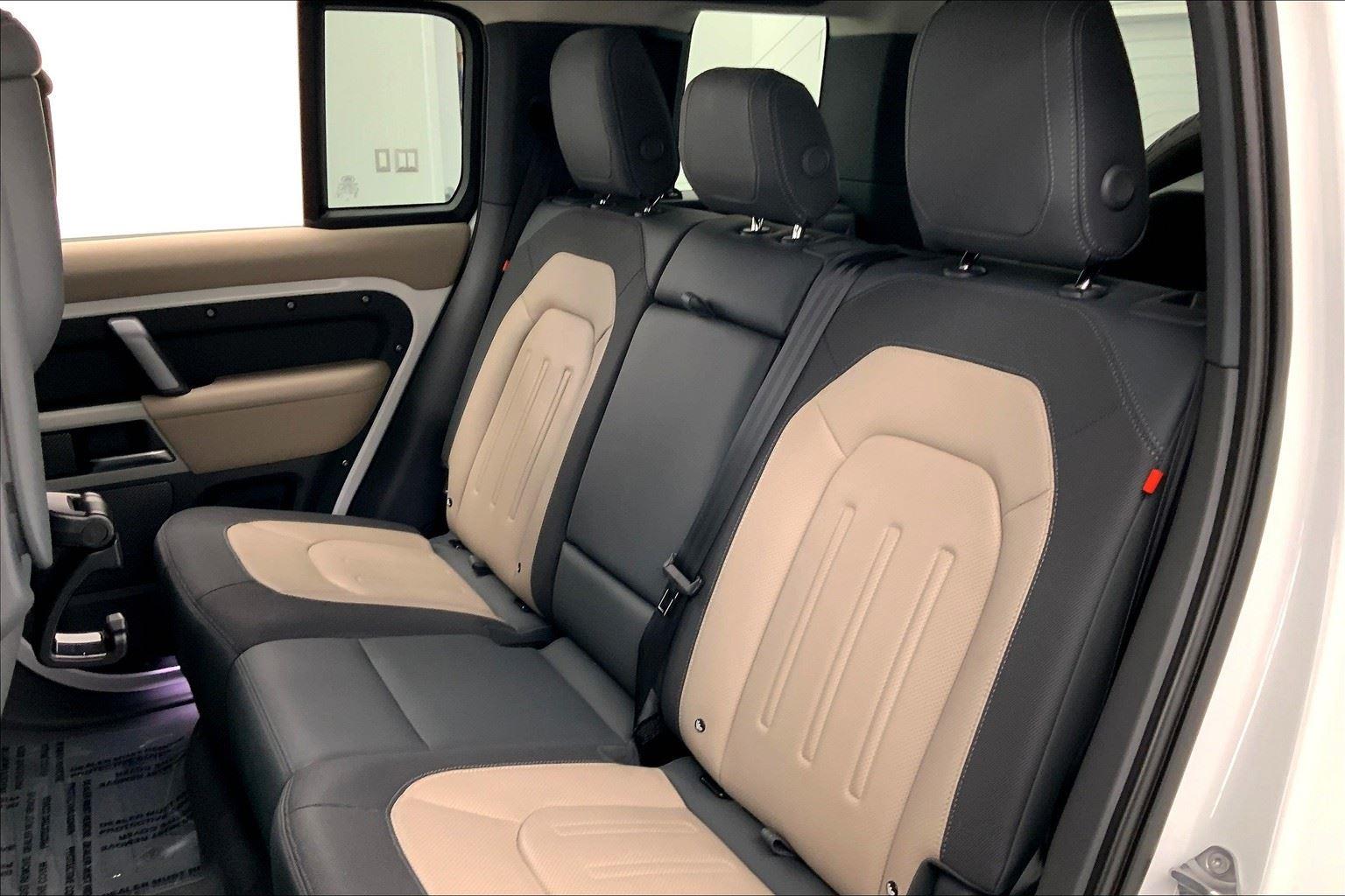 2022 Land Rover Defender X-Dynamic HSE 110 photo 19