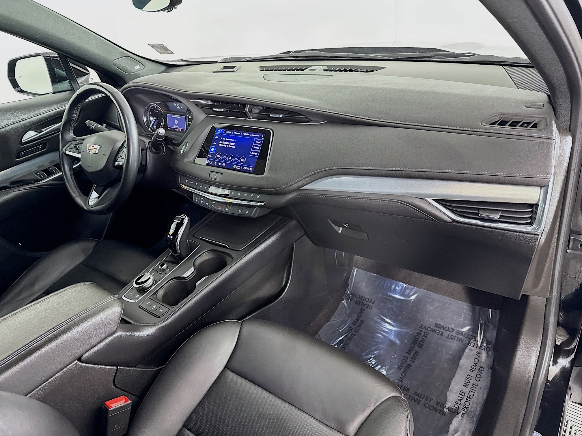 2022 Cadillac XT4 Premium Luxury photo 28