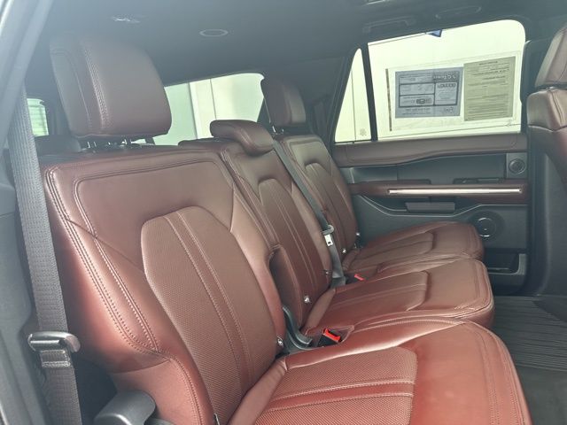 2022 Ford Expedition MAX Limited photo 30
