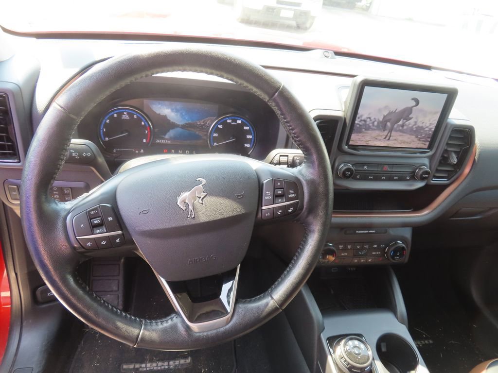 2022 Ford Bronco Sport Outer Banks photo 3