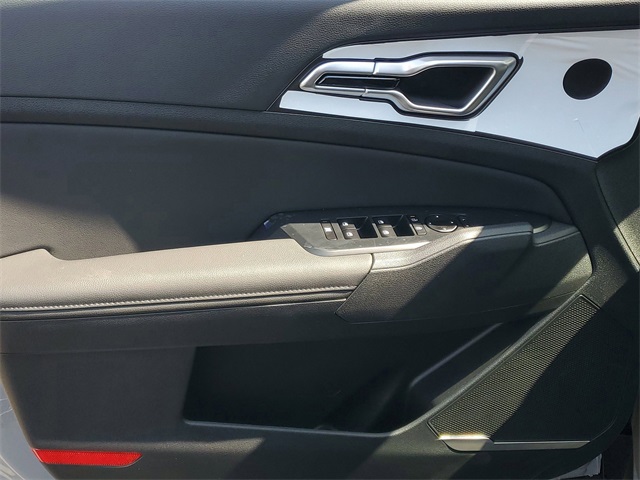 2026 Kia Sportage EX photo 4