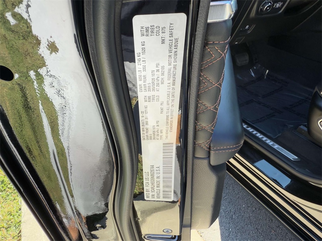 2022 Jeep Grand Cherokee Summit photo 33