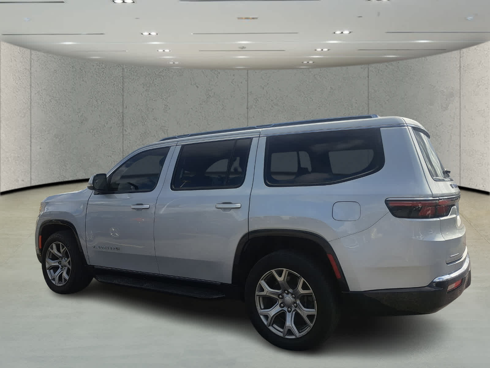 2022 Jeep Wagoneer Series II photo 3