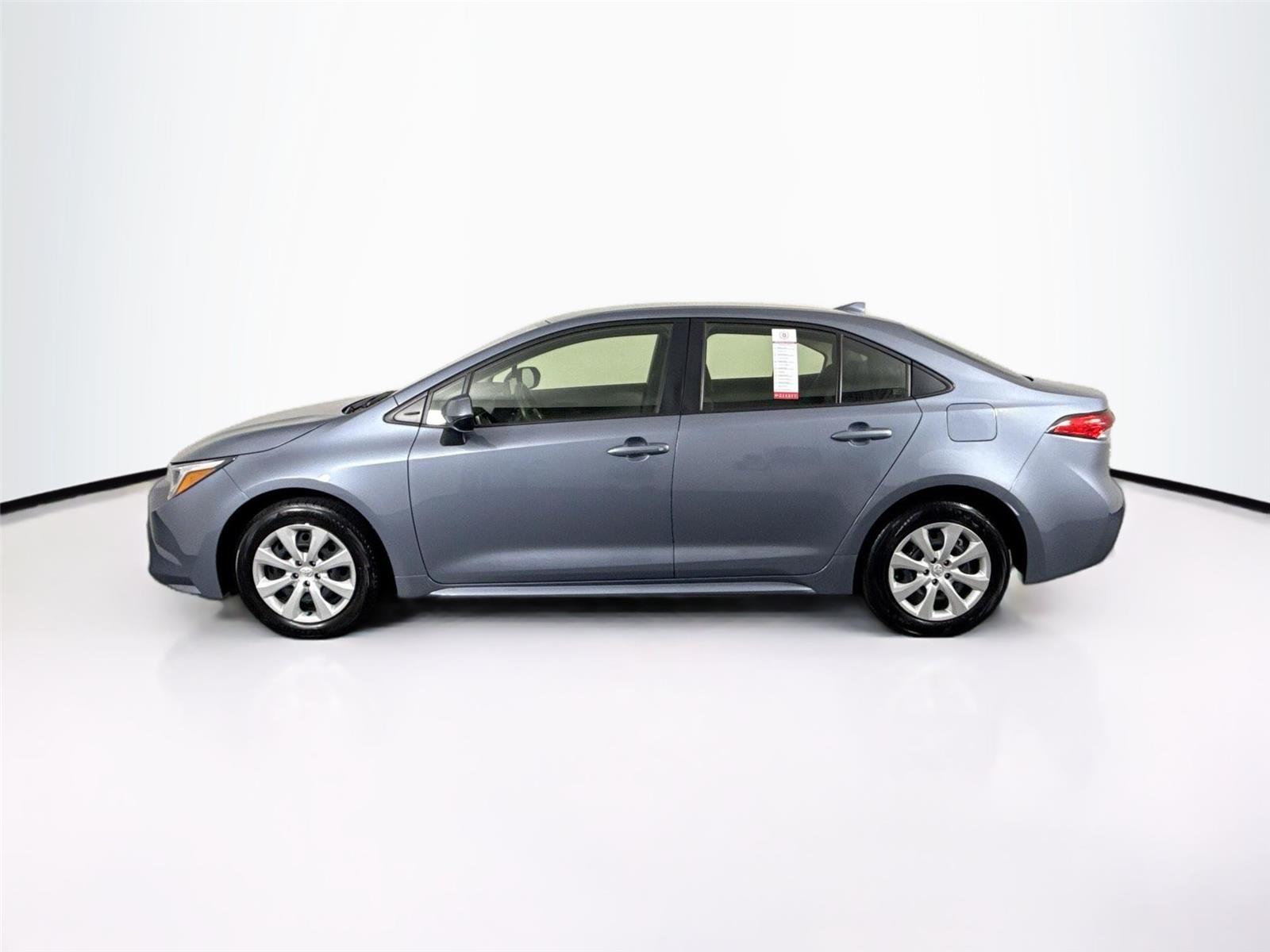 2024 Toyota Corolla Hybrid photo 9