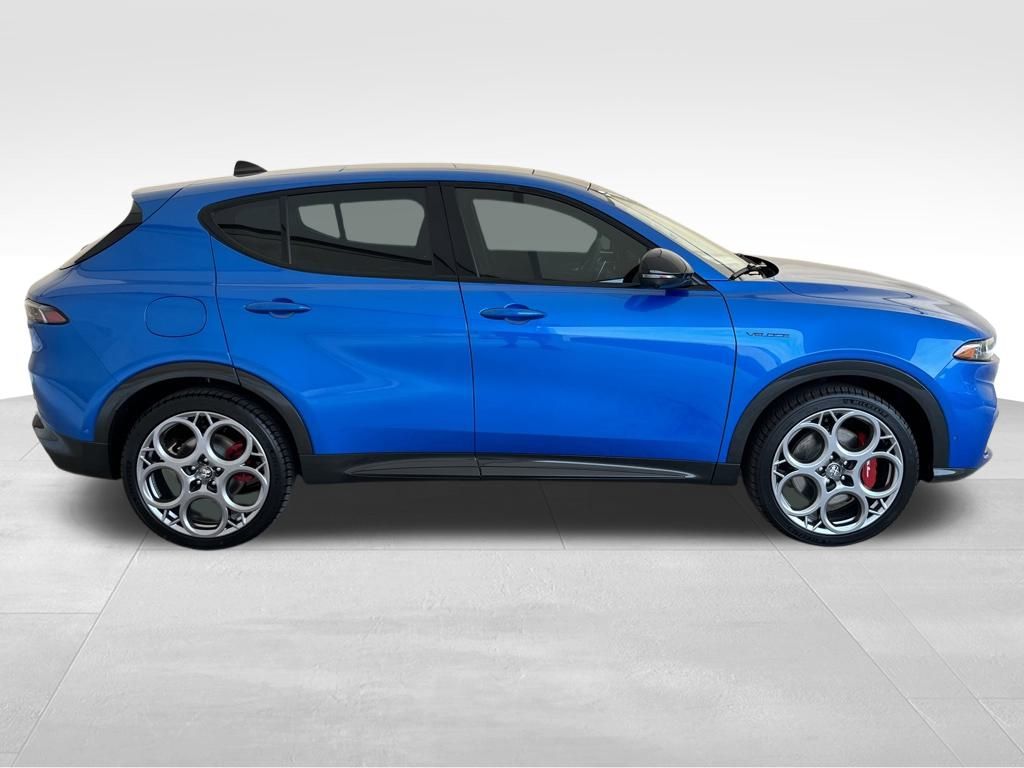 2024 Alfa Romeo Tonale Veloce photo 3