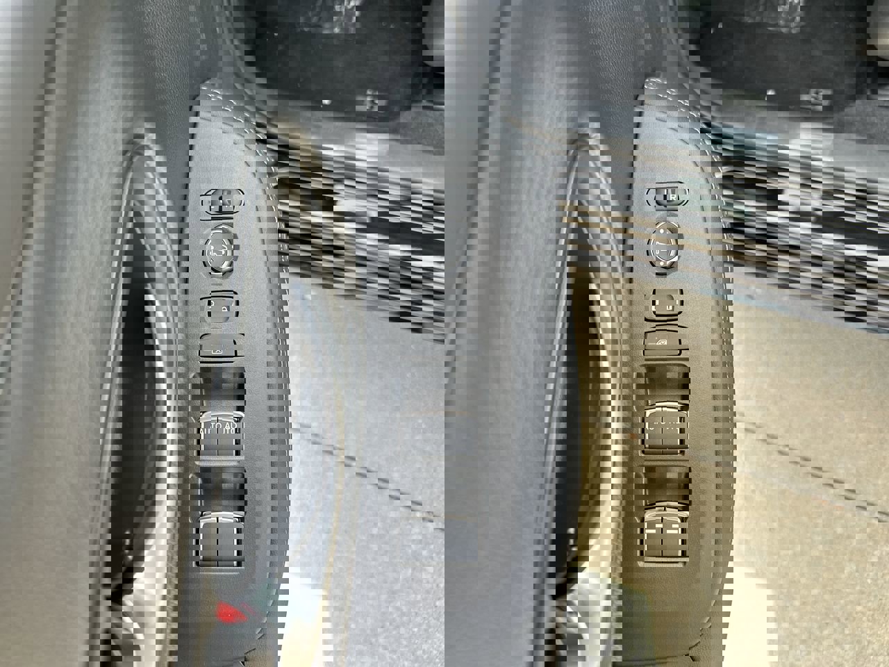 2026 Honda HR-V EX-L photo 12