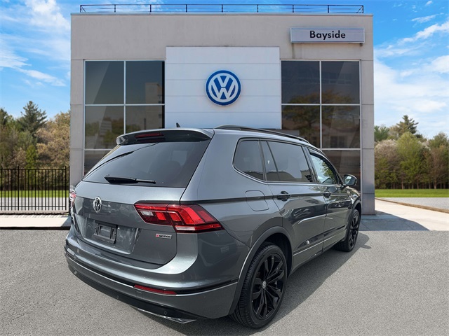 2021 Volkswagen Tiguan SE R-Line Black photo 2