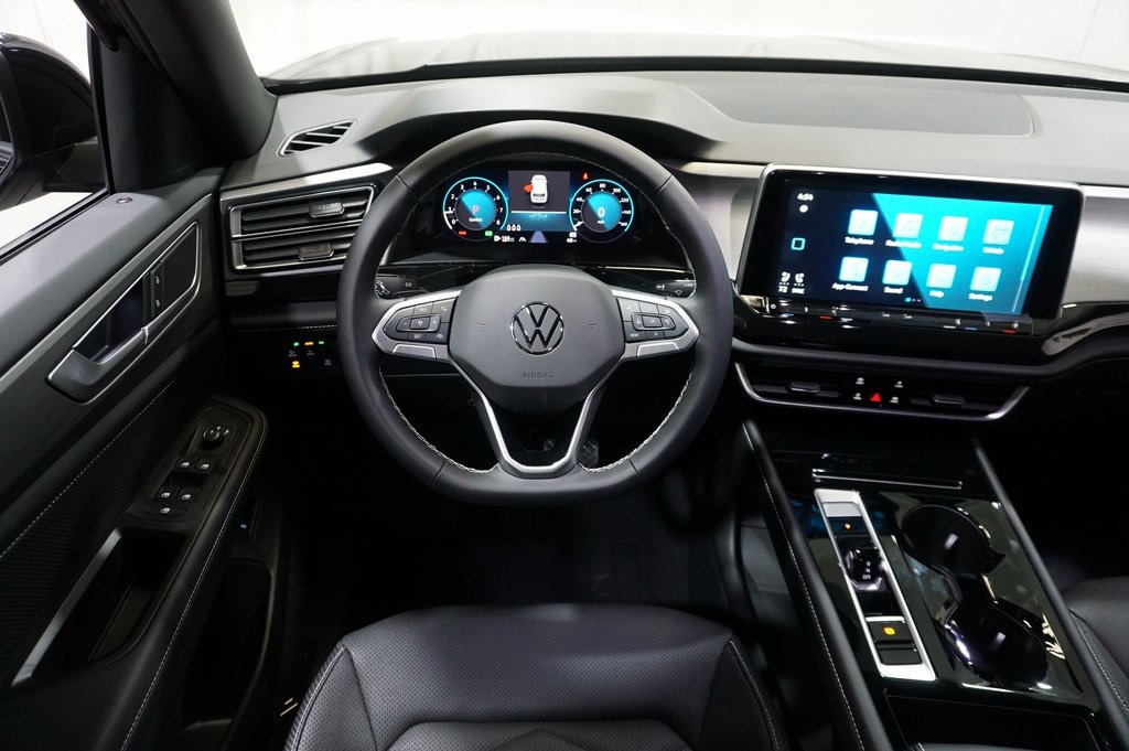 2025 Volkswagen Atlas Cross Sport SE Technology photo 10