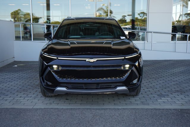 2025 Chevrolet Equinox EV 1LT photo 3