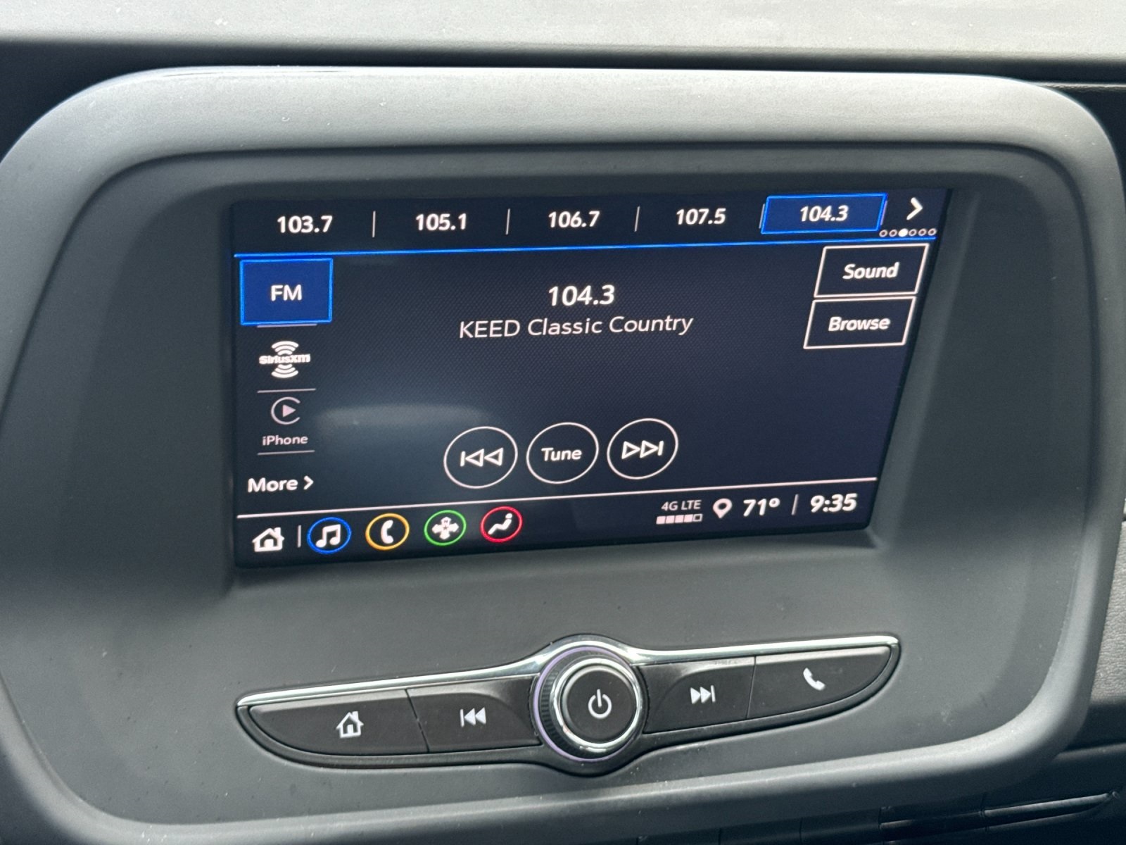 2023 Chevrolet Camaro 1LT photo 16