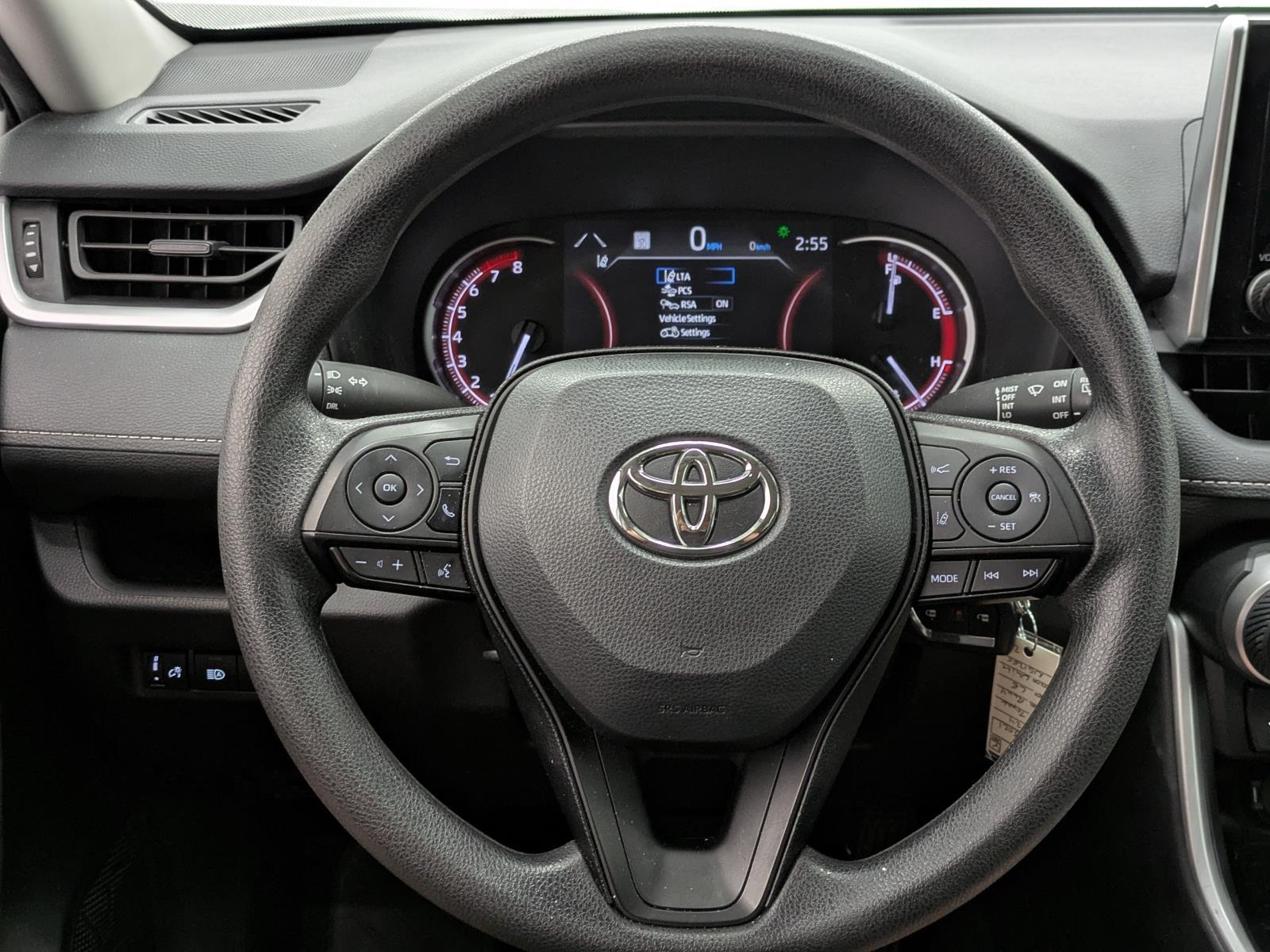 2024 Toyota RAV4 LE photo 3