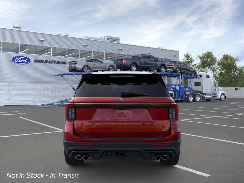 2025 Ford Explorer ST photo 3