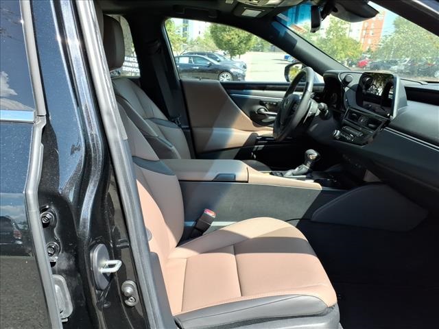 2024 Lexus ES 350 Premium photo 18