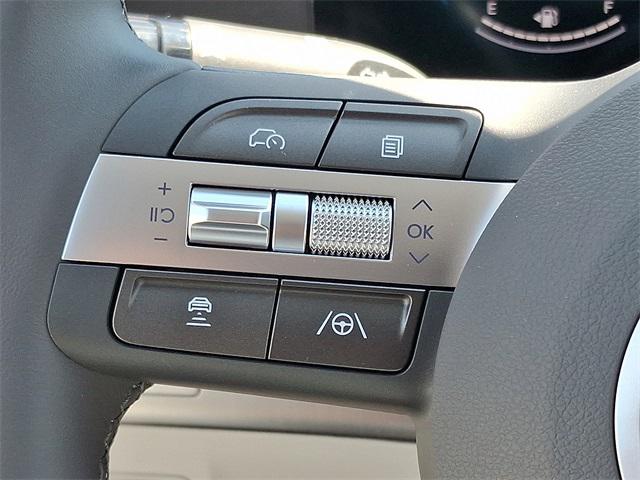 2026 Hyundai Kona SEL photo 18