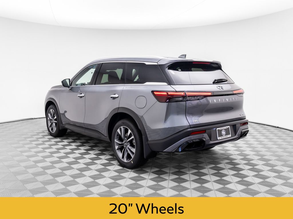 2025 Infiniti QX60 Luxe photo 3