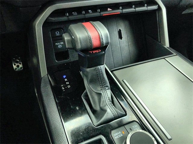 2025 Toyota Sequoia SR5 photo 10