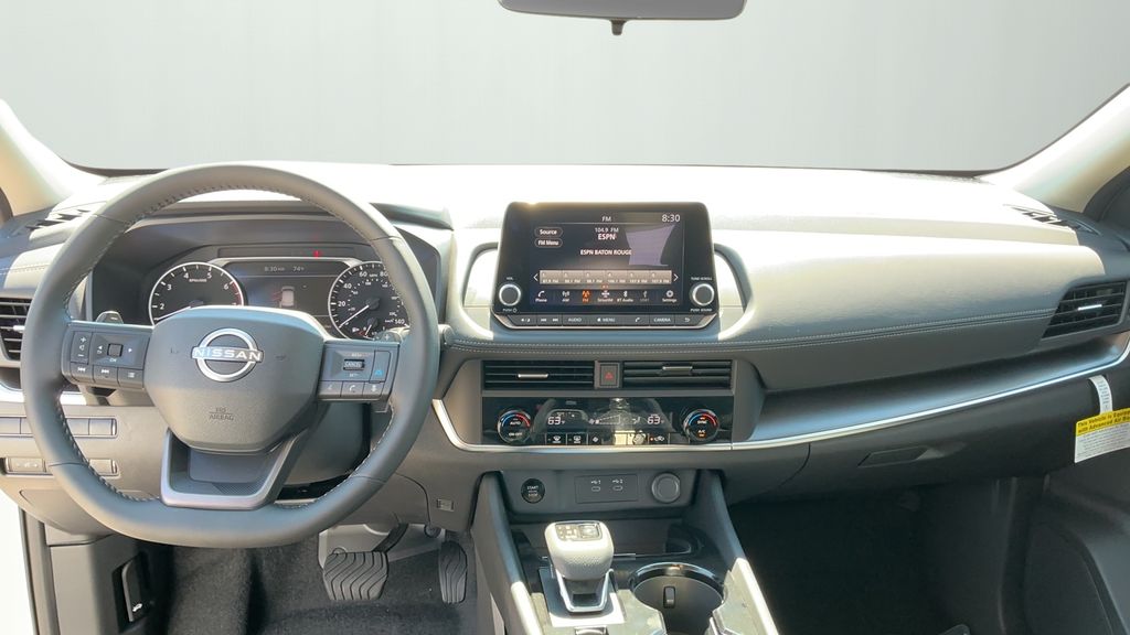 2026 Nissan Rogue SV photo 14