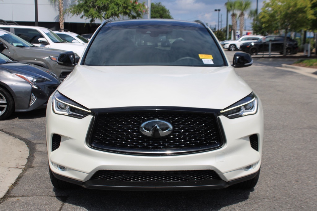 2022 Infiniti QX50 Luxe AWD photo 2