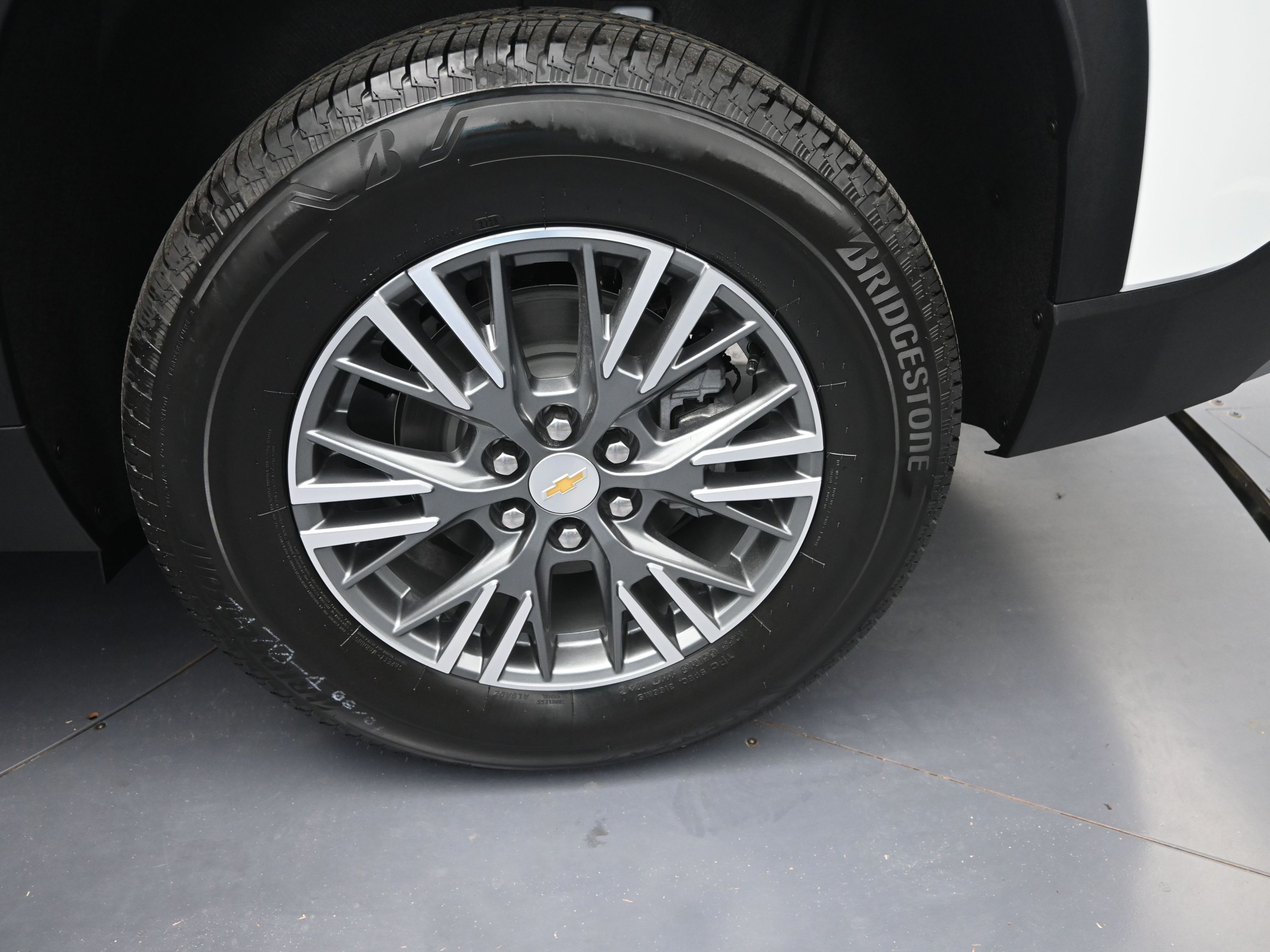 2026 Chevrolet Traverse photo 12