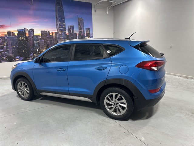2017 Hyundai Tucson SE photo 2