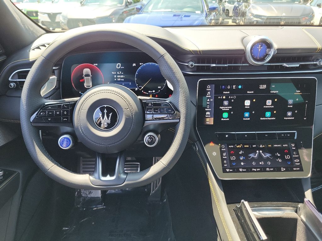 2024 Maserati Grecale Trofeo photo 5