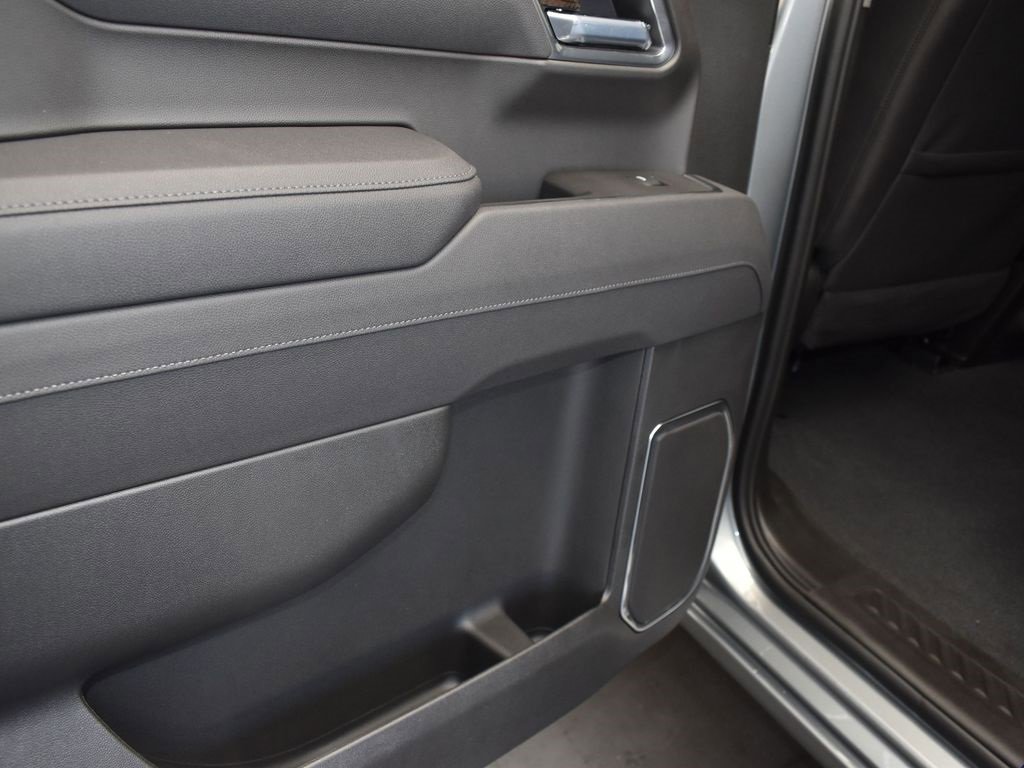 2026 Chevrolet Silverado 1500 LT photo 15