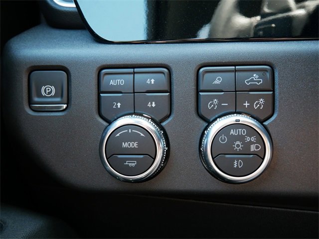 2025 Gmc Sierra 1500 SLT photo 9