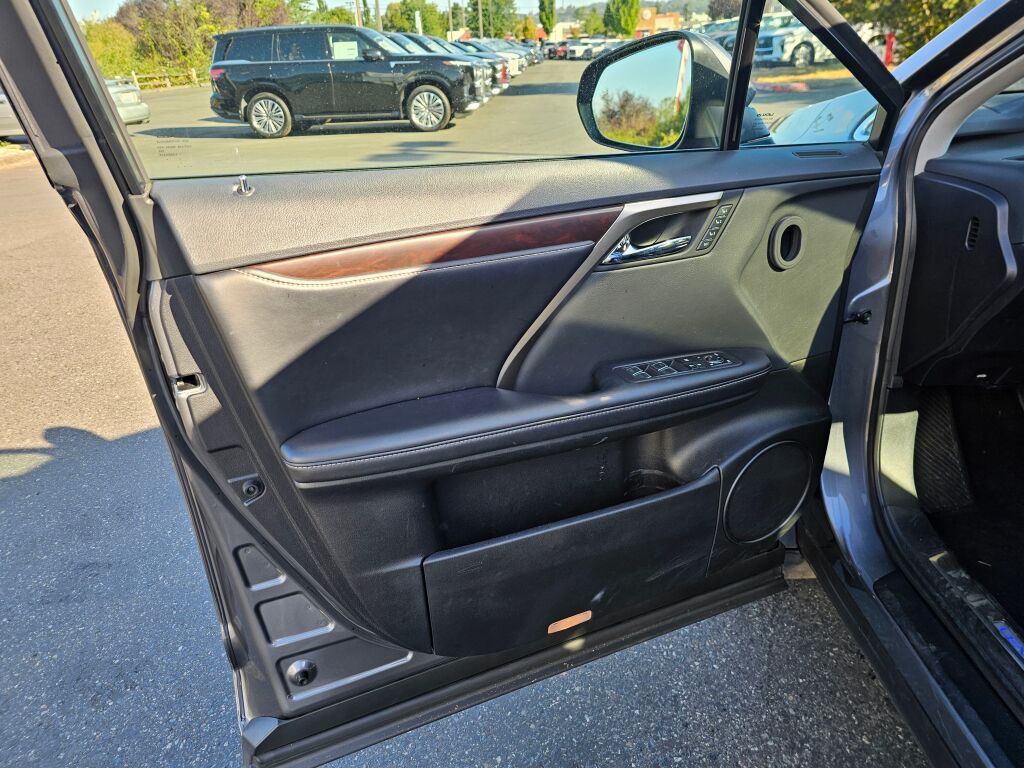 2020 Lexus RX 450h Premium photo 24