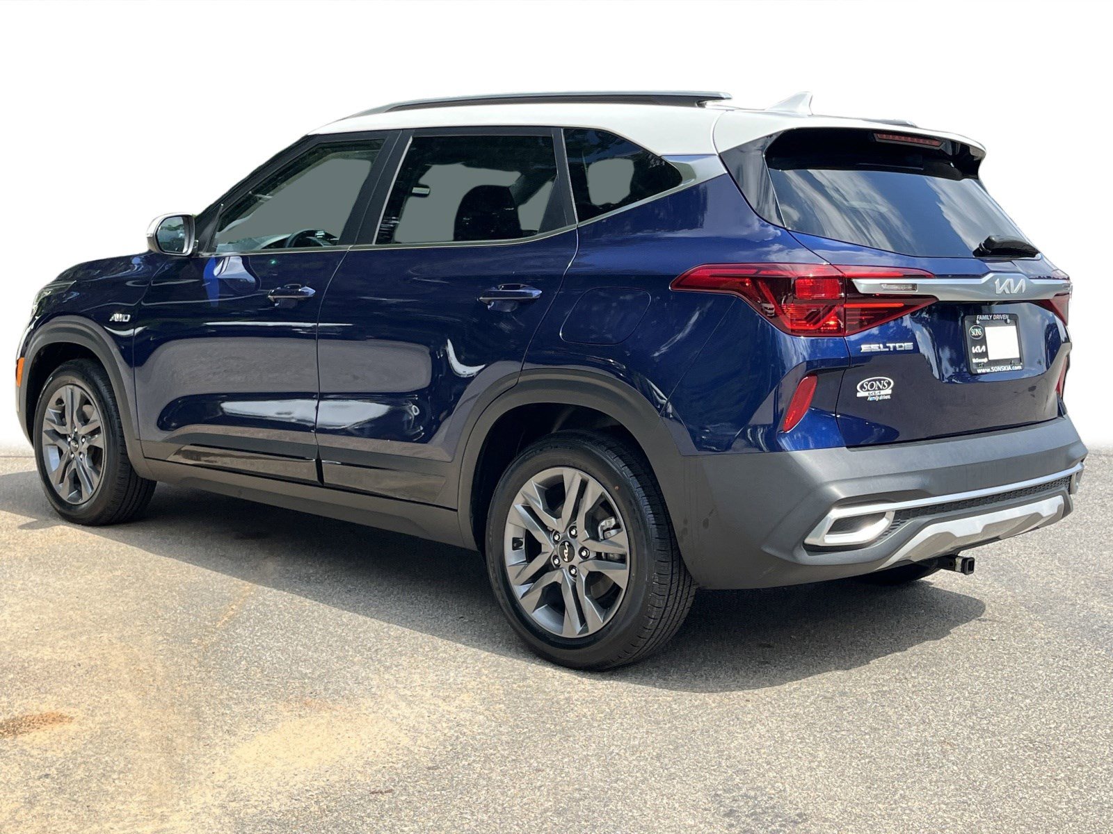 2022 Kia Seltos S photo 17