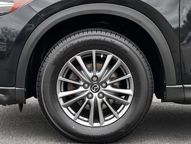 2017 Mazda CX-5 Touring photo 27