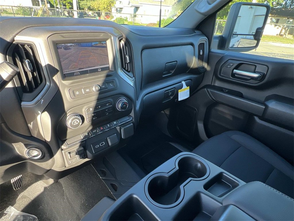 2026 Chevrolet Silverado 2500HD Custom photo 23