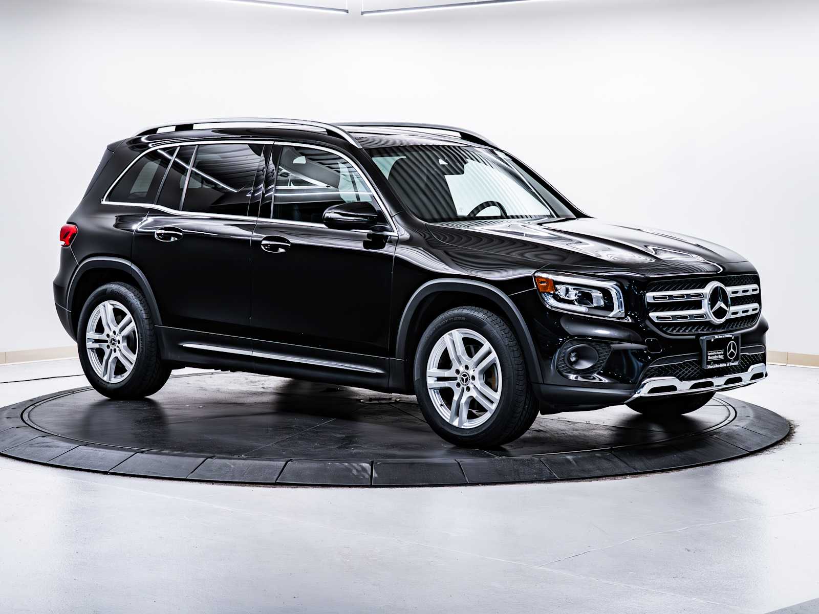 2020 Mercedes-Benz GLB Base's photo