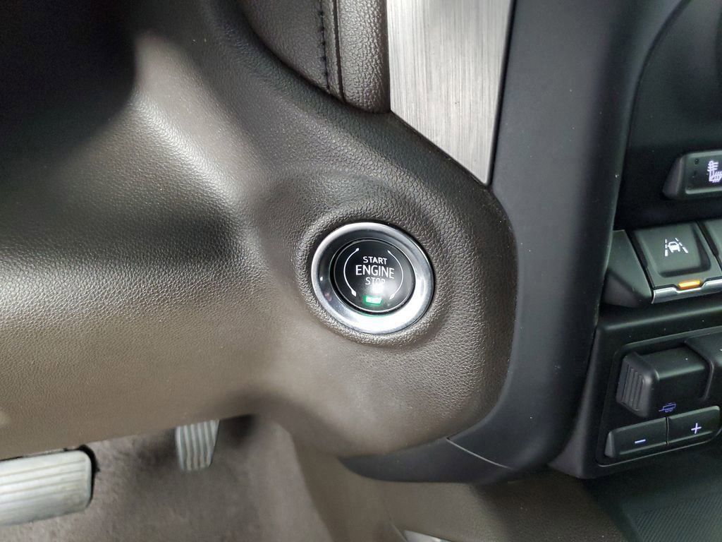 Used 2019 Blue GMC Denali image 20