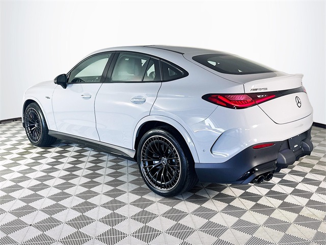 2026 Mercedes Benz GLC 43 AMG photo 4