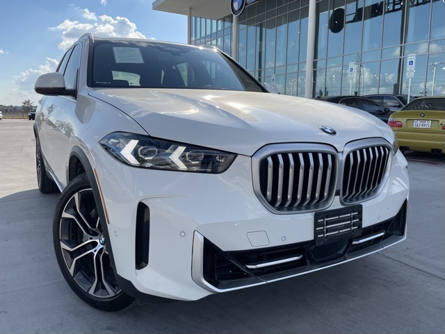 2025 BMW X5 40i's photo