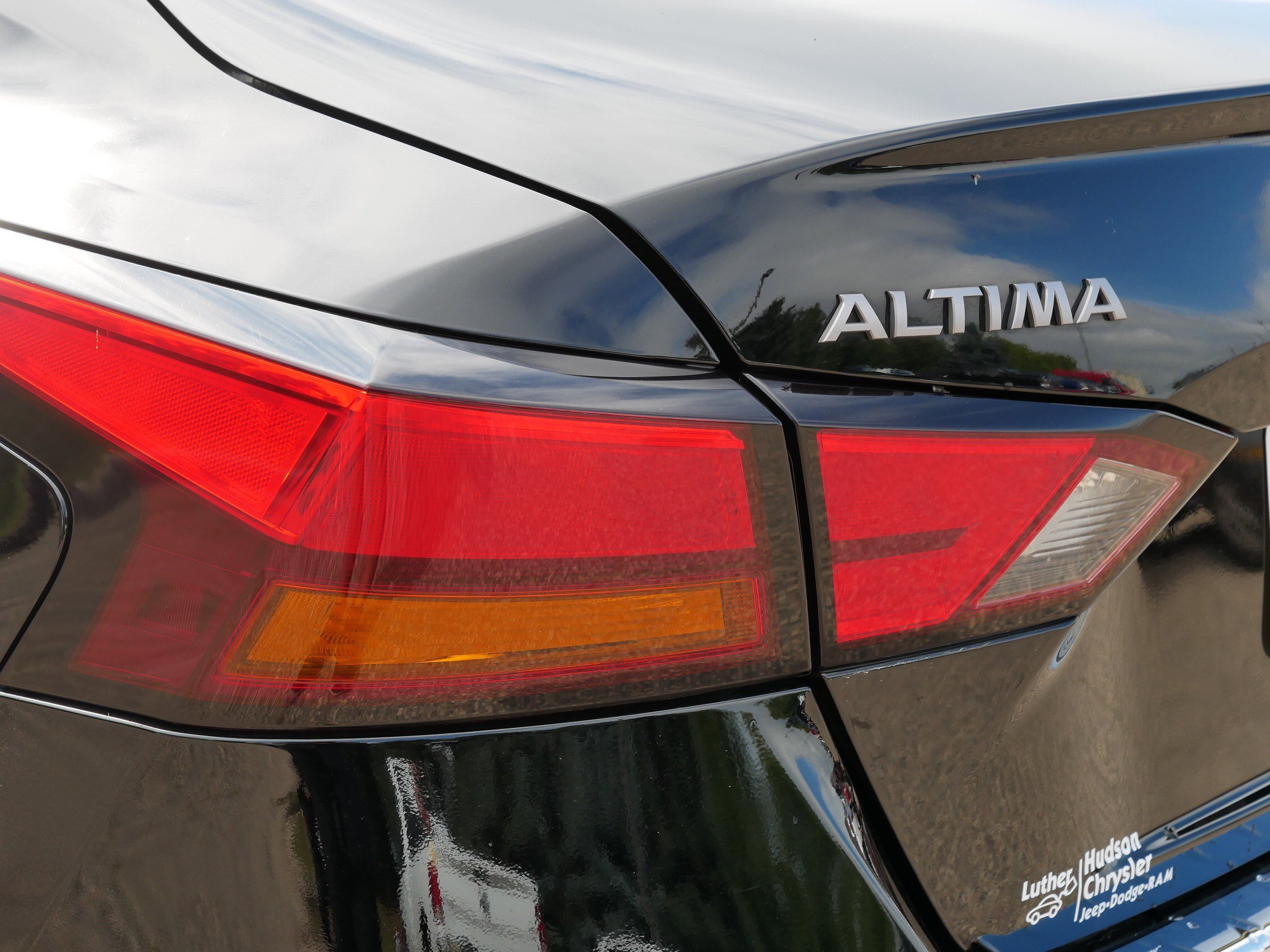2023 Nissan Altima 2.5 SV photo 17