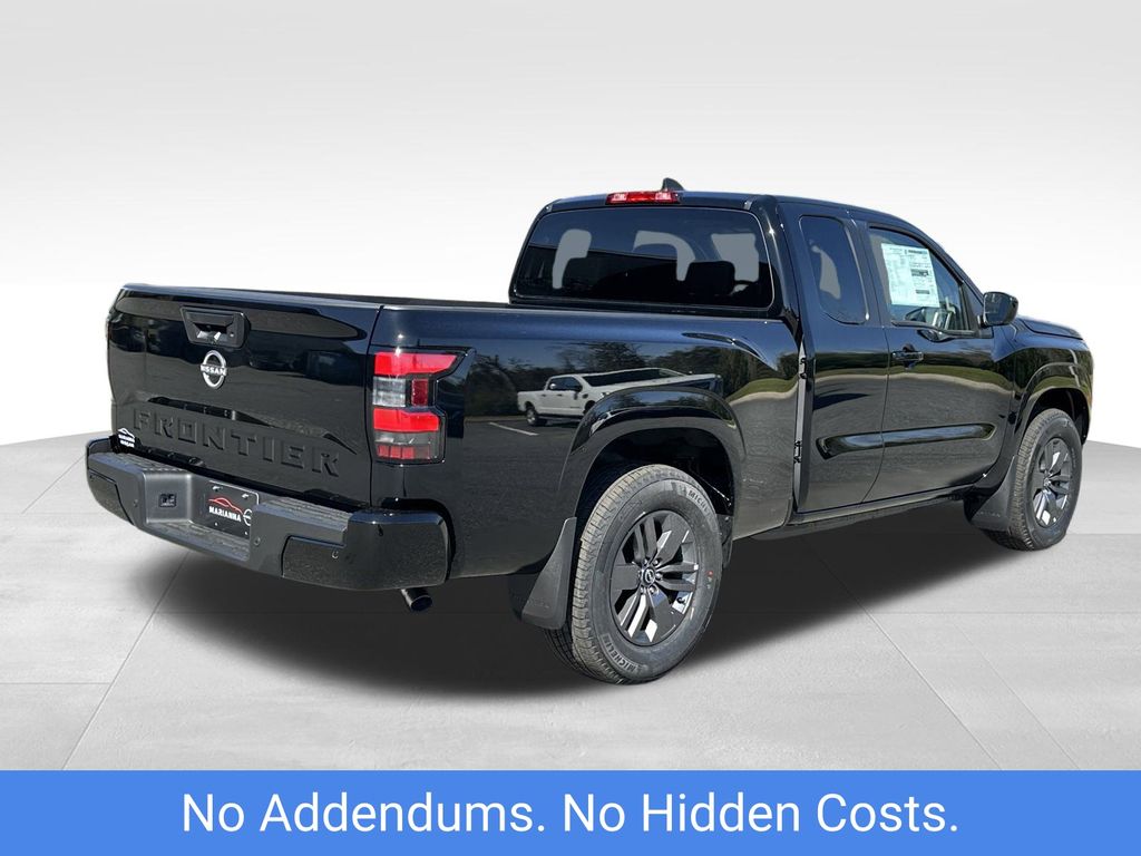 2025 Nissan Frontier King Cab SV photo 4