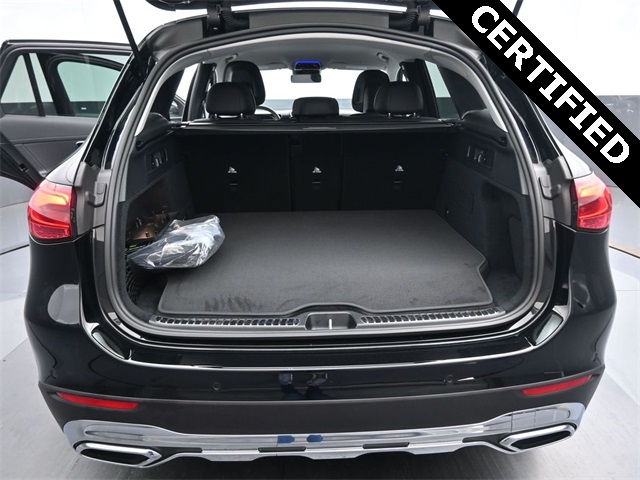 2025 Mercedes Benz GLC 350e 4MATIC photo 9