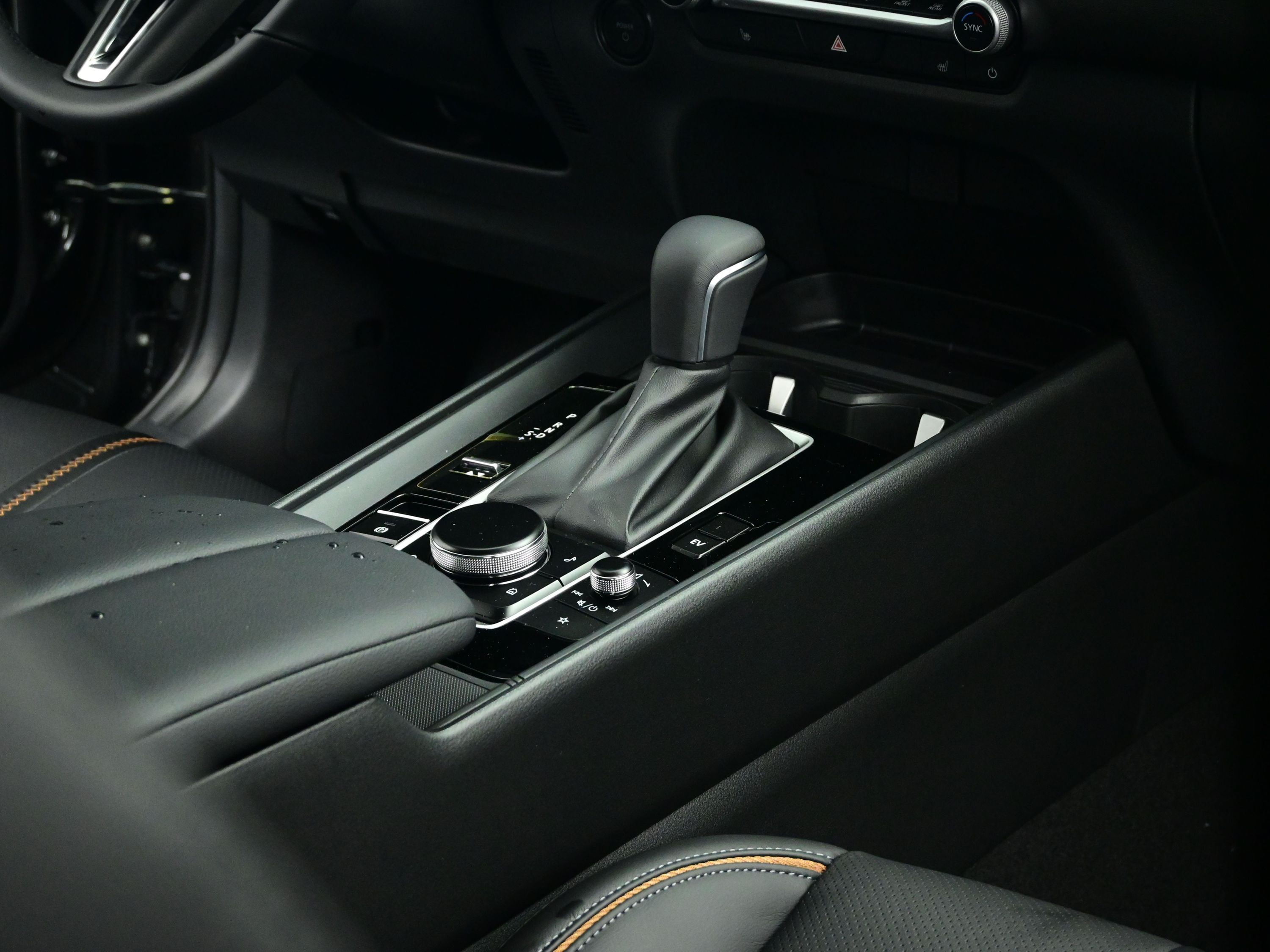 2025 Mazda CX-50 Premium photo 29