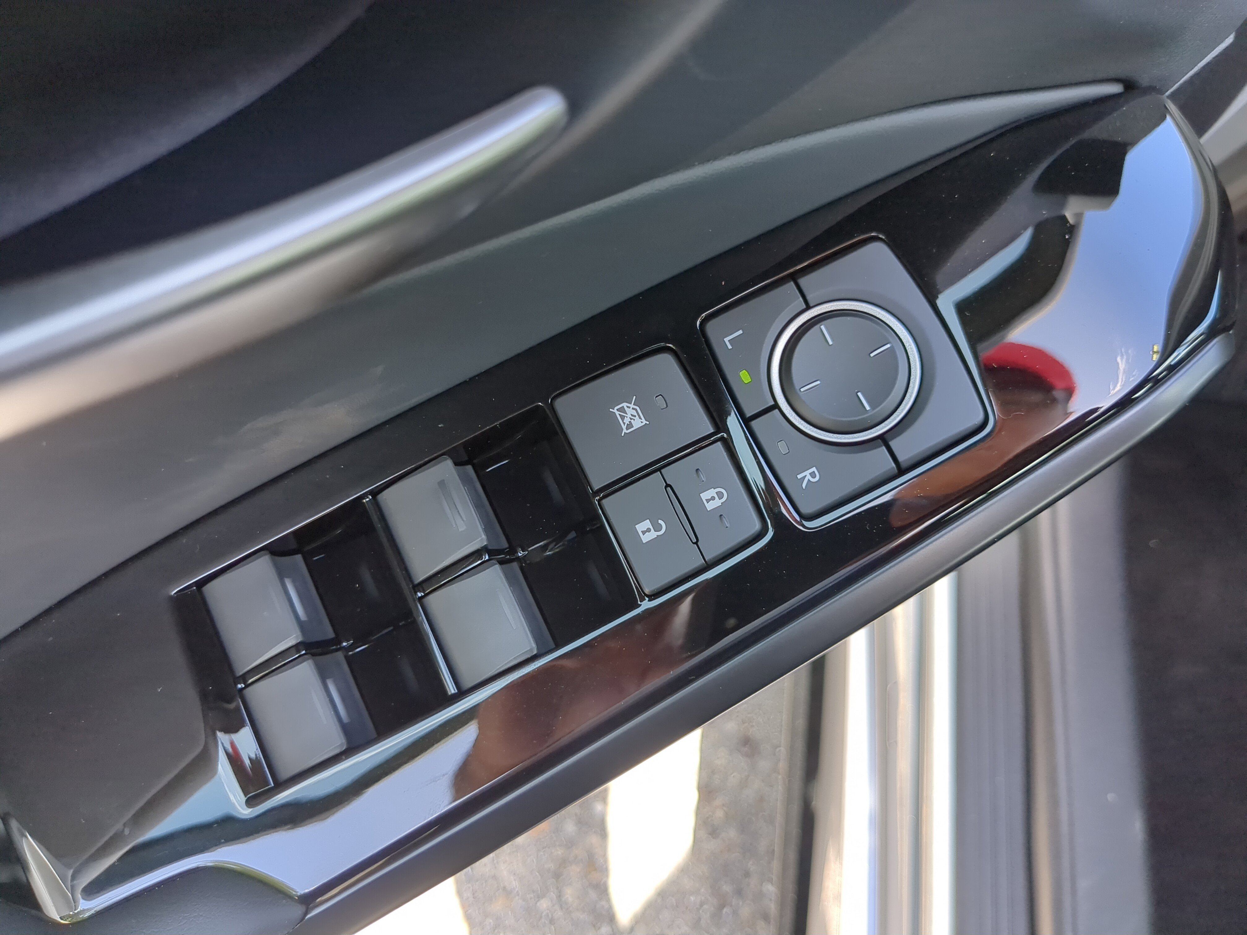 2025 Lexus IS 300 F SPORT photo 10