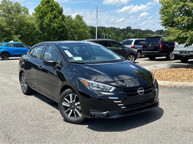 2025 Nissan Versa S photo 2