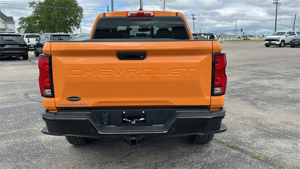 2025 Chevrolet Colorado Z71 photo 4
