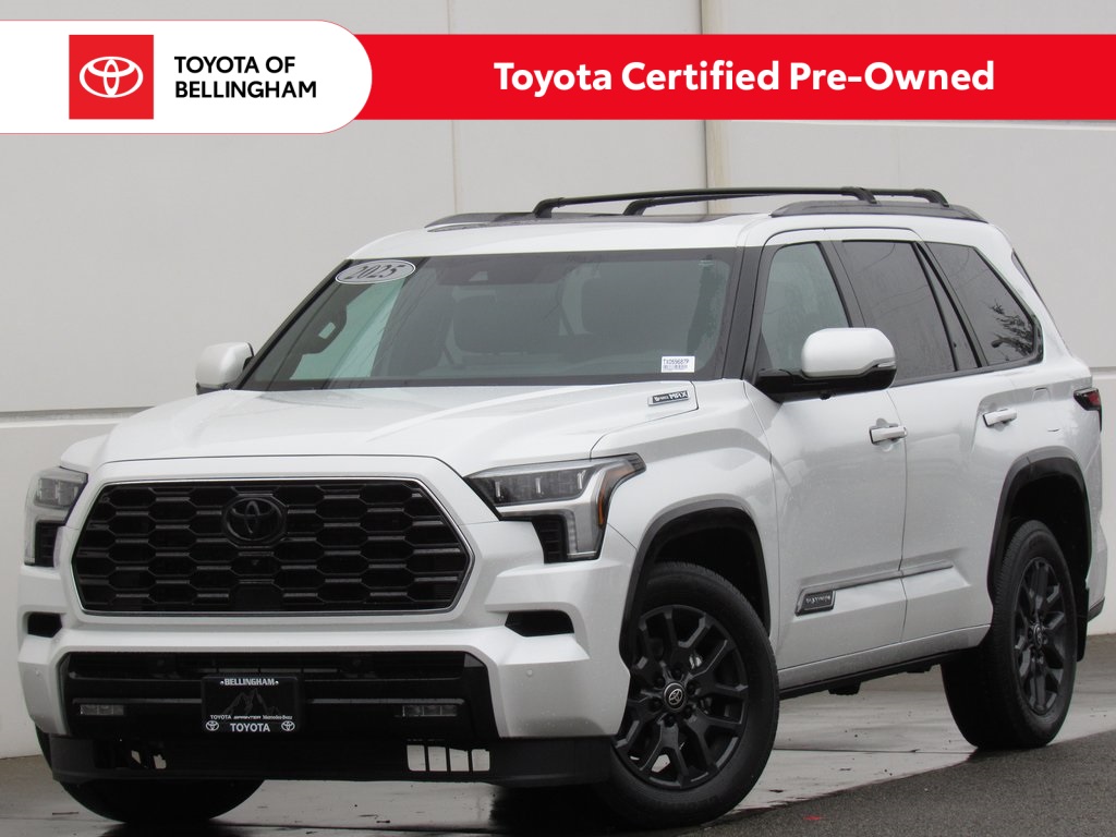2025 Toyota Sequoia Platinum's photo