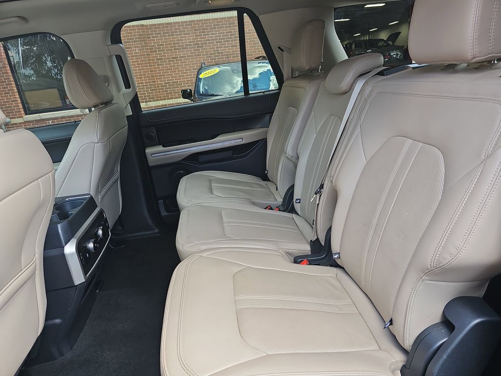2024 Ford Expedition MAX Limited photo 16